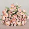 Ghirlande di fiori decorativi 1 bouquet 12 teste Fiore artificiale di rosa tea peonia 220823