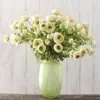 زهور الزهور الزهور أكاليل خضراء رانسولوس زهرة الاصطناعية آسياتسيكوس روز لزخارف الزفاف مزيفة الجدول الزخرفية