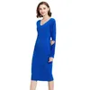 hlbcbg Élégant Hiver À Manches Longues Pull Midi Robe Épais Chaud Robes De Fête De Noël Col En V Long Tricot Femmes Robe Pull T220804