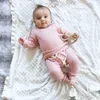 Ensembles de vêtements Born Baby Girl Boy Winter Warm Clothes Striped Tops T-Shirt Pants OutfitsVêtements