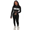 Tasarımcı İki Parçalı Pantolon Kıyafetleri Kadın Takipler Gece Kulübü Yüksek Yakalı Çukur Bar Nakış Şanslı Etiket Mektupları Baskılı Fermuar Sıradan Sportw
