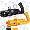 Crianças Automatic Gatling Bubble Guns Brinquedo 8-Holes Máquina de Bolha Elétrica para Verão Ao Ar Livre Crianças Brinquedos Meninos Meninas Banho Brinquedos Y220725