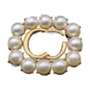 Broche française européenne et américaine Broche Simple Fashion Coat Pearl Diamond Accessoires Femelle Femelle Fast Livrot41410902863367