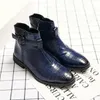 Men Boots Pu Leather Fashion Shoes Low Heel Horing Horping Brogue Brogue Spring Zipper Buckle Vintage Classic Male Hg205