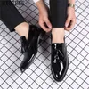 Лоферы мужчины итальянская обувь Coiffeur Black Dress Plus Size Brogue Classic Luxury Rading for Formal Zapatos220513
