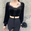 Goth Черный BodyCon Crop Top Женские футболки эстетические сексуальные V-образные вырезы с длинным рукавом Corset Y2K Harajuku старинные корейские моды вершины 220411