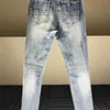 Jeans Amirrs T Shirts Designer 2023 Jean Style Heavy Industry Washing Water Damage Hole Waist Flower Printing Cable Splicing TT6X
