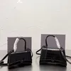 Moda feminina bolsas de mão bolsas de grife de luxo branco preto couro bordado multicolorido ombro único bolsa balde de grande capacidade bolsas crossbody bolsas