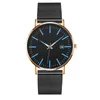 Quartz Watch Auto Datum Alloy Ring Rostfritt stålband för män Snygg Minimalistisk Mode Armbandsur Gift