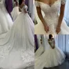 2022 Lyxpärlor Bollklänning Bröllopsklänningar Chapel Train Corset White Ivory Tulle Princess Bröllopsklänningar Spetsar Appliced ​​Off Shoulder Church Bride Dress