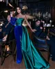 Tute chic blu royal e verde Abiti da sera Una spalla Abiti da ballo personalizzati per occasioni Abiti da festa celebrità per le donne Abiti in raso di velluto Robes de soiree