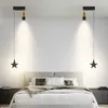 Cabeceira do quarto pequenas lâmpadas pingente sala de estar sofá fundo da parede holofotes modernos e minimalistas para luzes penduradas 2339 #
