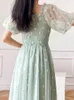 Robes brodées à épaules dénudées fée Chic robe douce Style féminin doux marguerite imprimé maille longue robe florale femme 220514