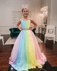 Abiti da spettacolo per bambina in chiffon arcobaleno 2022 Abiti da ballo per ragazze con spalline sul collo Cerniera con scollo a V senza maniche A-Line Lungo Festa formale per bambini Compleanno Principessa 2022