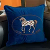 Federe per cuscini per cavalli con ricamo in velluto olandese Designer nordico Arancione Blu Nero Beige Fodere per cuscini Copricuscino per divano del soggiorno