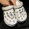 1 Pack Set Croc Charms Designer Mignon Diy Boucle Accessoires pour Filles Bling strass Chaussures Fleur Chaîne En Métal Décoration 220720