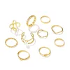 Cluster Ringen 10 Stuk Set Ring Voor Vrouwen Bohemen Roek Ronde Pearl Dames Gouden Kleur Kruis Wave Hollow Wedding Vinger Sieraden