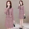 Arbetsklänningar Office Ladies 2 Piece Dress Set Women Fall Elegant Long Sleeve Cropped Jacket och Vintage Slim OL Plus Size Suit Female