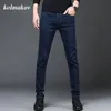 Jeans masculinos Chegada de jeans masculino Straight Length Complet com alta elasticidade Slim Man Moda Mid-Waist Menmen's Heat22