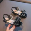 Sandaler Summer Pearl Rhinestone Bow Fashion Princess Shoes 2022 Girls Non-Slip Kids Black Red Size 25-36