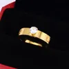 Tre färgguld Ring European And American Men's and Women's High-end Fashion Brand Smycken Gift