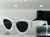 Diseñador de moda M94 Gafas de sol para mujer Vintage glamoroso Marco de ojo de gato Gafas de sol Verano Vanguardia Estilo de tendencia de calidad superior A7417303