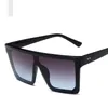 5 $ verkaufen Mode-Sonnenbrillen heiß für Wamen UV400-Linse PC rosa Rahmen Metallscharnier Damen Designer Laser Trend Hip Hop Sonnenbrille Internet-Berühmtheit