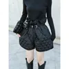 Women Shorts Warm Iining Bandage High Waist Black with belt Vintage All Match Feminino Autumn Winter shorts women W220326