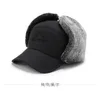 Bérets Hiver Fourrure Chaud Coupe-Vent Chapeau Hommes Femmes Lei Feng Cap Bomber Faux Oreille Rabat Noir Ski Trooper Trappeur Froid Anti-neige CapBérets