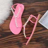 Sandały Letnie Kobiety Płaskie Clip-Toe Pearl String Sandals Plus Size Kobiety Buty 43 Trendy Plaży Różowe buty Slip-on 220406