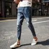 Mäns jeans Autumn Men's Ripped Ninth Pants Slim Montering Ankle-bundna Tappered Student Korean Style Fashion Pantsmen's