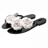 Sommar camellia tofflor platt botten flip-flops damer non-slip blommor strand sandaler outwear summer skor