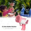 Детская базука пузырьковая машина 32 лунки Gatling Electric Soap Bubble Macking Toys для летних детей на свежем воздухе детские мальчики для девочек игрушки Y220725