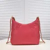 Klassisk designer handväska för kvinnor märke lyxig halvmåne axelväska multicolor mode bokstäver högkvalitativ bärbar axel AAAA