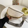 Diamond Lattice Pu Leather Midjeväskor för kvinnor Lyxig tjock kedja Fanny Packs Kvinnlig midjepaket Wide Strap Crossbody Belt Bag 220513