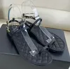 Designer women sandals pinch toe ankle metal chain pullover flat sandal ladies flip-flops black white outer female wear versatile ladies beach sandals