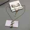 Подвесное ожерелье Женское роскошное ретро -ретро -модное друг друга Подарки подвеска2