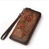 Portefeuilles Luufan Hoge kwaliteit vrouwelijke gravure Embossing Leather Long Purse Featured Echte Wallet Red Black Brown For GirlSwallets