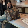 Sac à main de marque de luxe pour femmes, vente en gros, nouveau Shopping Portable, grande capacité asymétrique, fourre-tout tendance, 2022