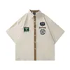 Camisa de camisas casuais masculina para homens 2022 Verão Retro Retro vintage Letra de manga curta Imprimir ferramentas japonesas Racing de lapela casal de algodão Tees Top C