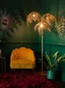 플로어 램프 유럽 스타일의 복고풍 빌라 거실 및 엘 침실 의류 매장 소프트 디자인 철 팜 리프 소파 LampFloor