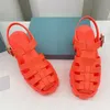 2022 Kvinnor Foam Rubber Sandals Designer Sandal Platform Slides Triangle Metal Slippers Retro Beach Shoes Round Toe Sandal With Box No248