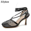 Eilyken Sommer Herbst Sexy Mesh Pumps Sandalen Weibliche Karree High Heel Lace Up Cross-gebunden Stiletto Hohl Kleid pumpt Schuhe shgolsahg