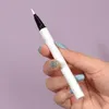 Eyeliner couleur imperméable et sans bavures #06 blanc lait 1pc