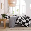 Черно -белое постельное белье набор сетка сетка решетчатая кровать льня простые летние одеяло на костюме Кинг размеры