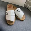 Chinelos femininos Woody Mules Sandália plana Preto Branco Rosa Lona Sapatos de couro Sandálias de verão