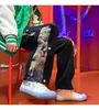 Pantaloni da uomo con bottoni stampa di cartoni animati da uomo pantaloni dritti da strada alta tendenza allentati casual orso streetwear hip hop maschile anime RopaMen's