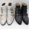 أحذية متناثرة من الجلد الأصلي في الكاحل الحذاء نساء مستديرة الأنف برشام زهرة مارتن شورت البقر البقر الكعب السميك طبقة جديدة للسيدات 220805