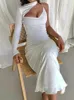 Casual Dresses Elegantes schlankes Maxikleid 2022 Frauen Sexy One Shoulder Asymmetrische Schnürhalter Low Neck Fashion Solid White Party OutfitCasua