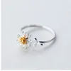 Vintage Daisy Flower Ring for Women Korean Delicate Justerbara öppningsfingerringar Brudglase